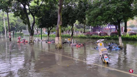 中国南方八省发生洪涝 防汛应急响应升至三级