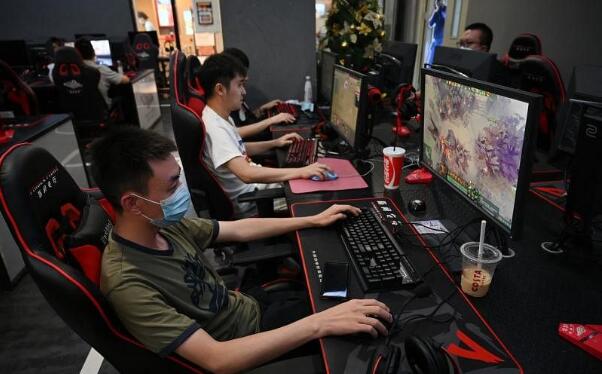 中国放行60款国产网络游戏 预示互联网整顿再放松