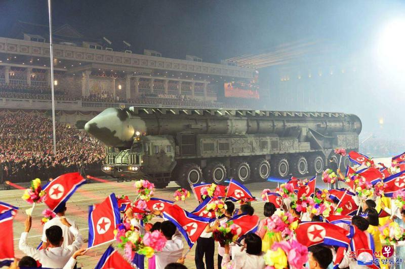 朝鲜阅兵式体现“朝中俄”合作格局_联合早报网