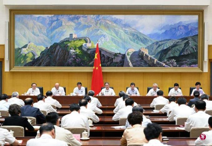 李强主持中国国务院全体会议 秦刚未出席
