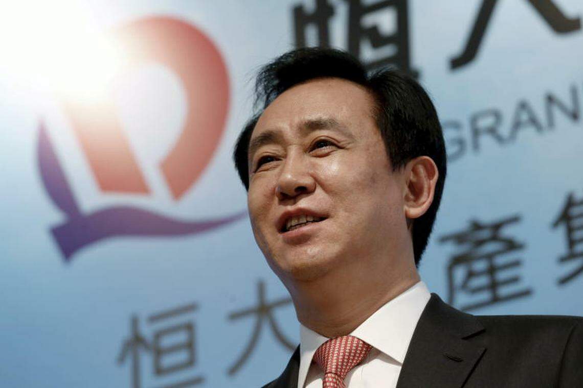 恒大集团主席许家印2016年3月在香港出席该公司的新闻记者会。(路透社档案照)