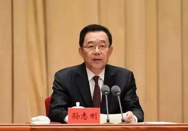 贵州省委:党中央决定对贵州省委原书记孙志刚涉嫌严重违纪违法进行纪律审查和监察调查,十分英明、完全正确