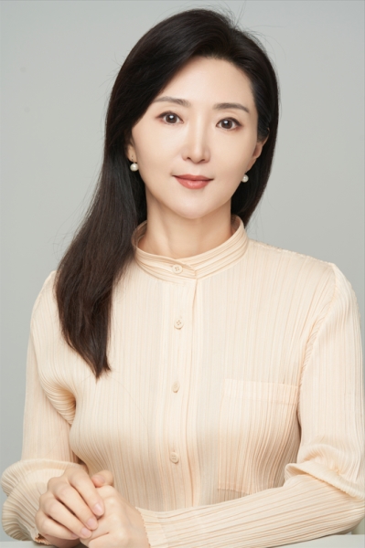 于红梅,履新职