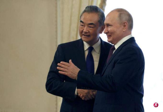 普京接受习近平邀请 10月访问中国