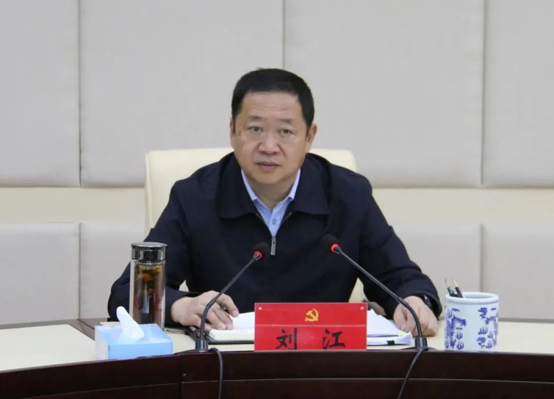 成蕾被驱逐出境,外交部回应
