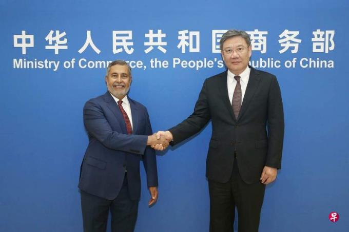 中国商务部长王文涛会见美光CEO