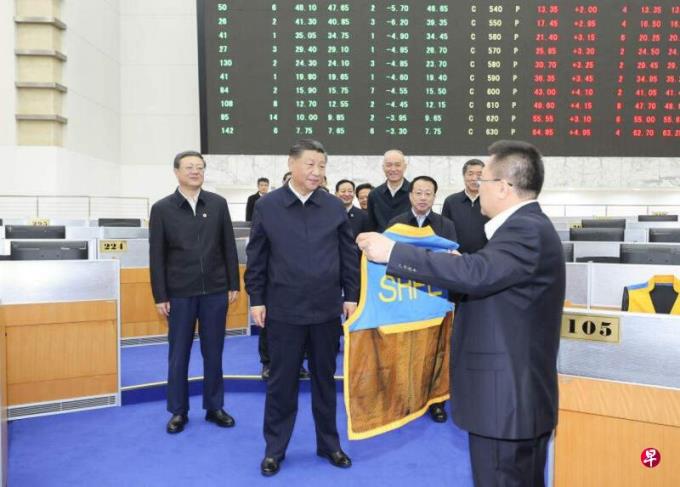 习近平上海考察释开放信号 商界期待政府说到做到