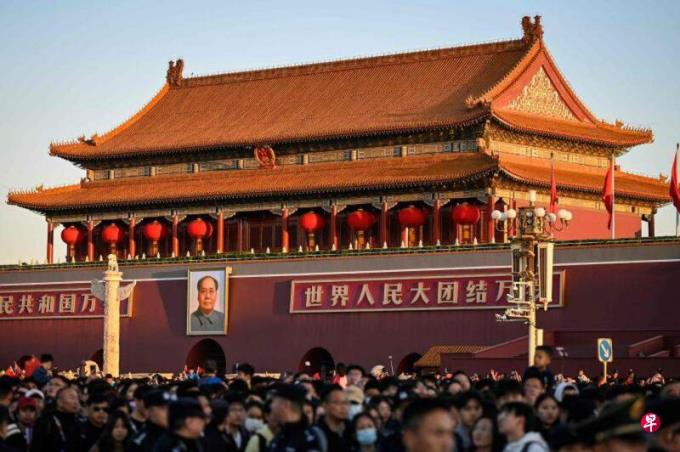 中国明年起将爱国主义教育全面融入各学科