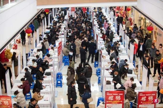 中国去年12月不包含在校生的青年失业率为14.9%