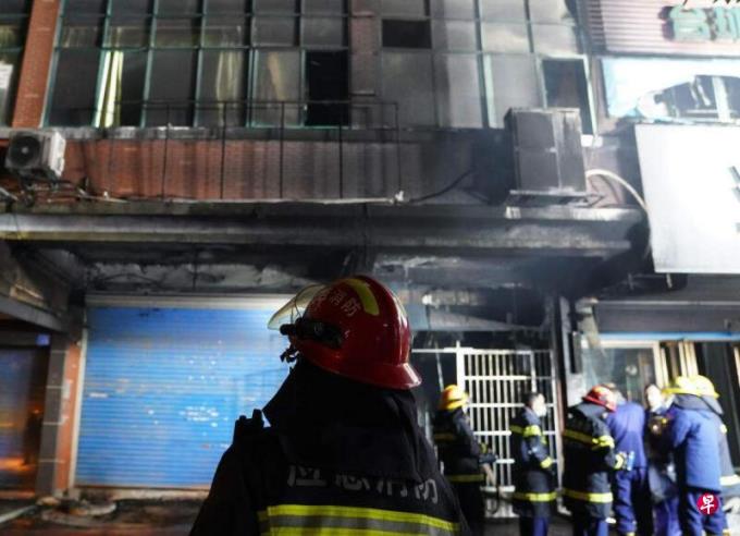 江西新余一店铺火灾已造成39人死亡