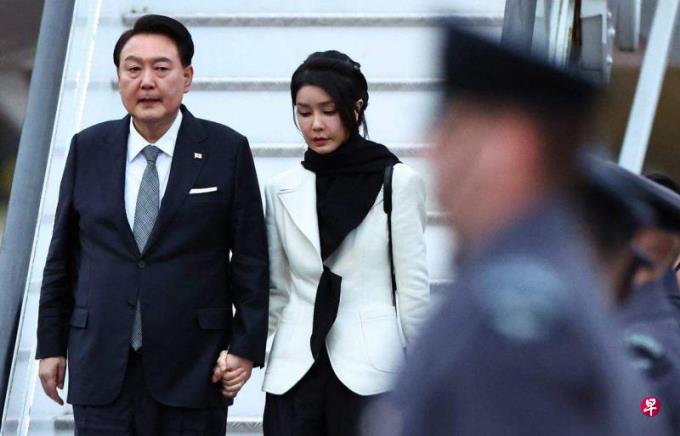 姜贵瑛:韩国第一夫人的名牌包
