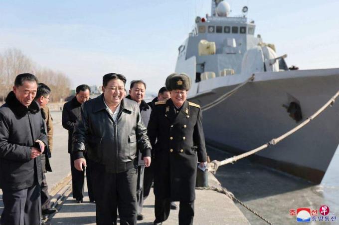 金正恩呼吁备战 朝鲜再发射多枚巡航导弹