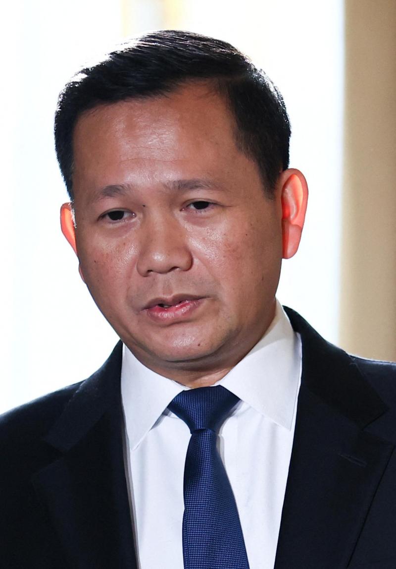 柬埔寨首相洪马内星期三(2月7日)将到泰国访问一天。这是他2023年8月从父亲洪森手中接过领导人棒子后,首次出访泰国。(路透社)