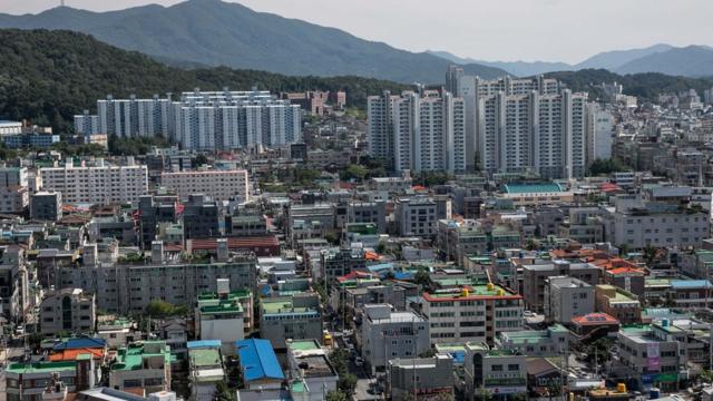 Overhead shot of the South Korean capital Seoul