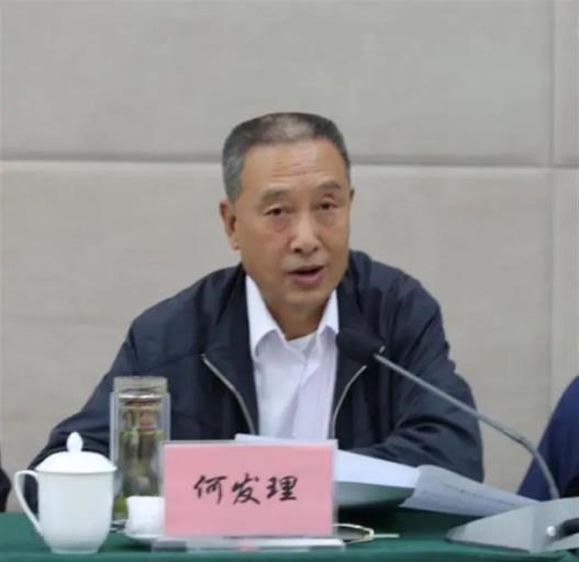 当过厅长的他,退休后在多地购置13套房产,产权登记在亲友名下