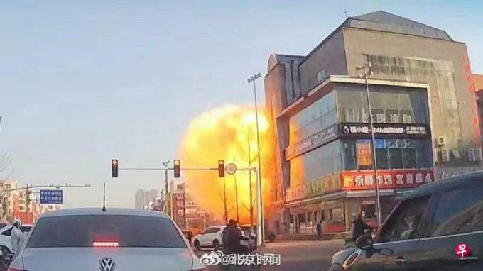 河北燕郊餐饮店发生爆炸 多人受伤送院