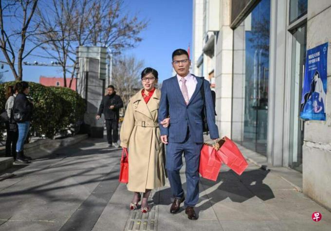 中国登记结婚人数近十年首次回升