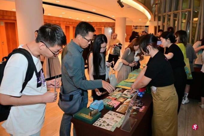 中国特稿:《青绿》《咏春》登陆狮城 热辣滚烫中国IP出海不难出圈难