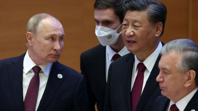 普京和习近平在上合组织峰会上(资料照片)