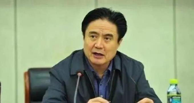 下半年“首虎”公布:正部级罗保铭主动投案