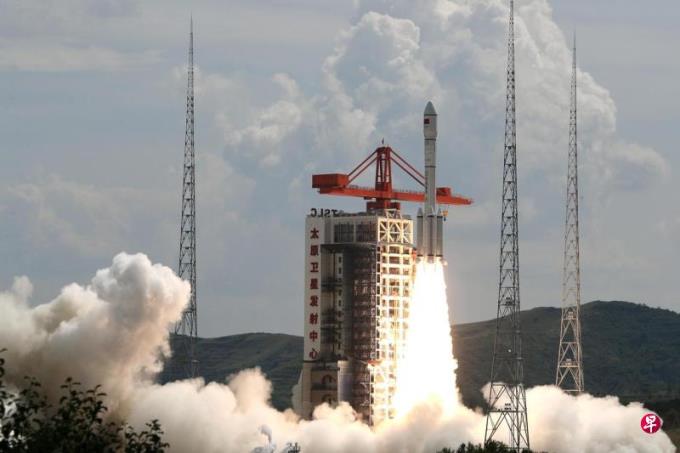 中国火箭末级解体成数百碎片 分析忧逾千颗卫星面临碰撞风险
