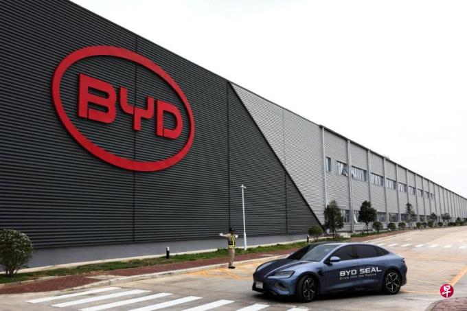 加拿大拟对中国进口电动车征收100%关税