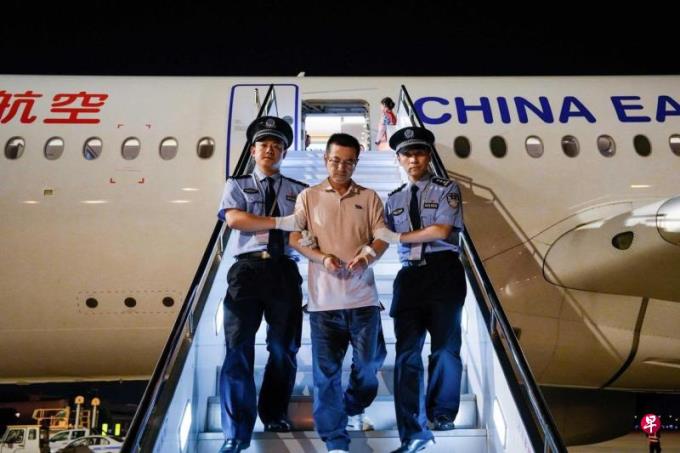 金融监管风暴刮向券商 行业大鳄姜诚君被捕遣返