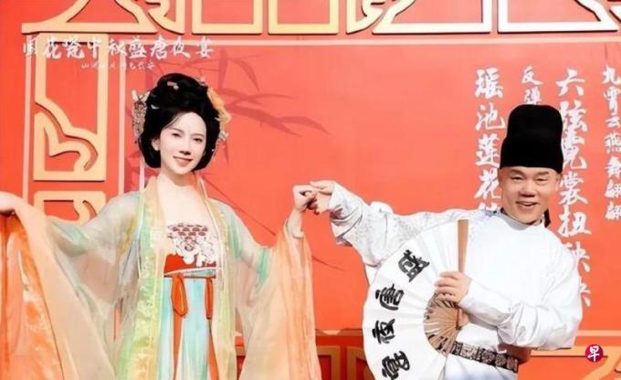 “反美斗士”司马南扮李白推销白酒遭抵制