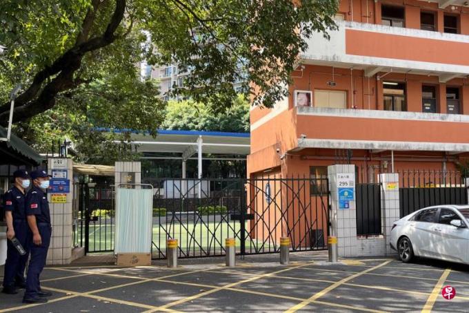深圳日本人学校周边安保加强 增设监控探头