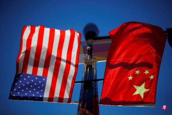 王毅:中国对美国的政策保持稳定性连续性