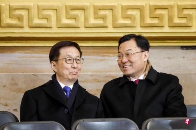 韩正谢锋出席特朗普就职典礼