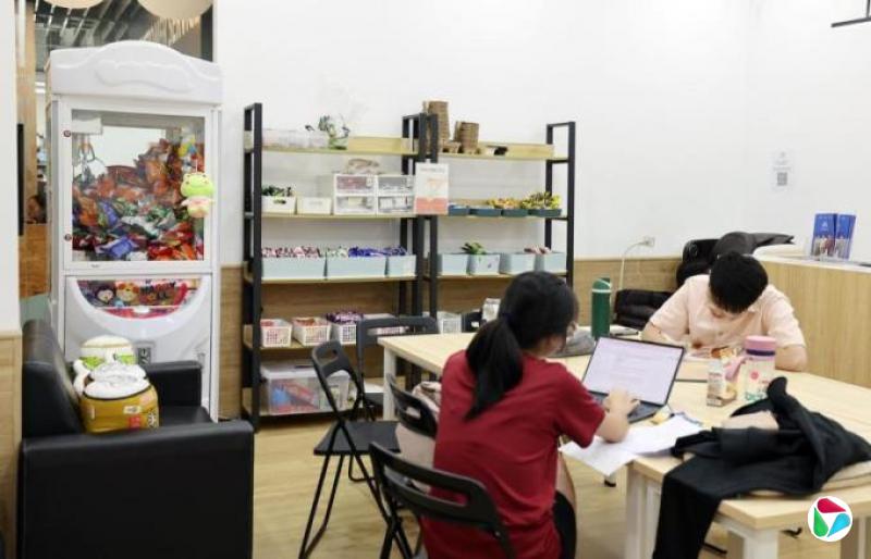 刘柳:补习乱象和父母理想