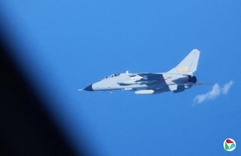 中国国防部指日侦察机进入东海防空识别区抵近侦察