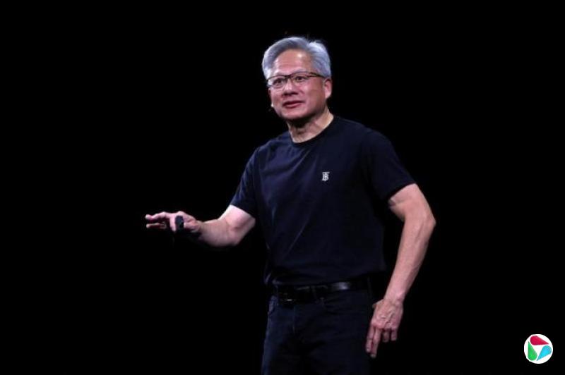 黄仁勋:中国军方不太可能用英伟达AI晶片