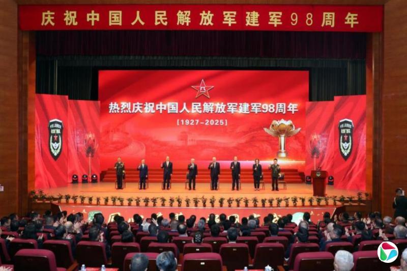 韩咏红:中国建军招待会折射的反腐景象
