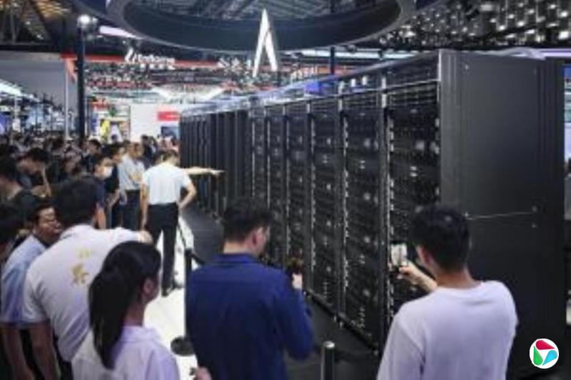 华为董事:中国国产算力能基本解决美国卡脖子问题