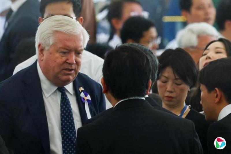 美国大使呼吁日本“共同分担”对华威慑任务